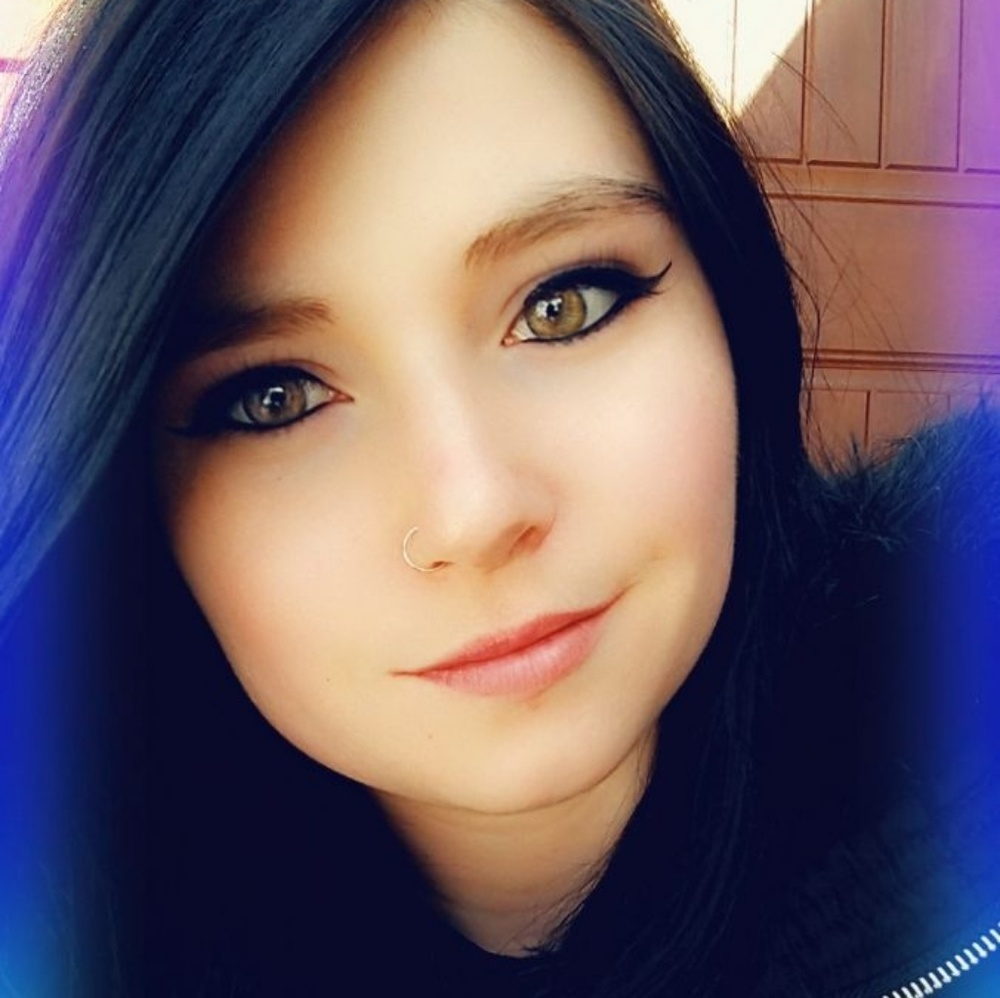 Meet your Posher, Krystle